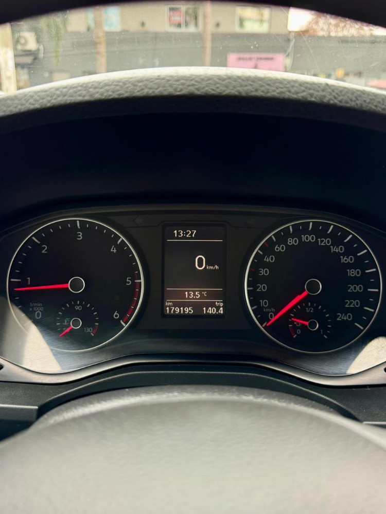 Volkswagen Amarok Trendline — foto 13